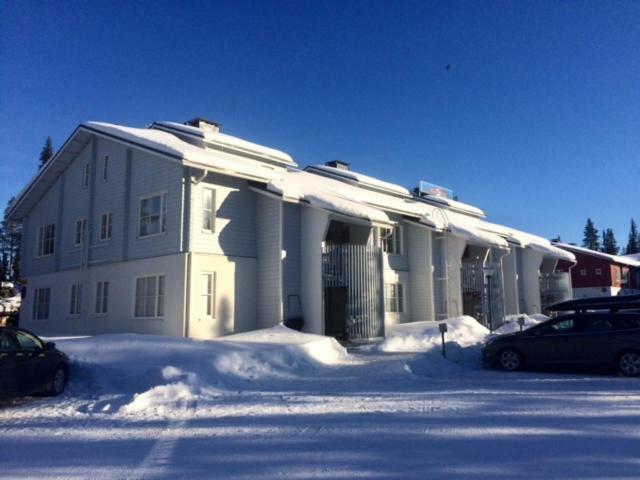 Aparthotel Yllaestar Äkäslompolo Екстериор снимка